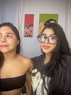 Snapshot of Sweet_and_Rous0 chatting on October 11, 2025, 5:17 am Sweet and Rous0 online show from October 11, 2025, 5:17 am