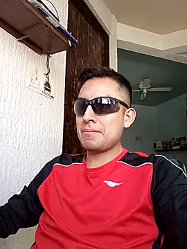 Snapshot of aczinovelez342 chatting on October 25, 2025, 9:09 pm aczinovelez342 online show from October 25, 2025, 9:09 pm