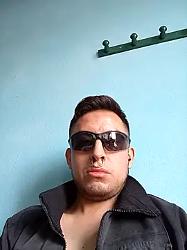 Snapshot of aczinovelez342 chatting on October 30, 2025, 5:02 pm aczinovelez342 online show from October 30, 2025, 5:02 pm