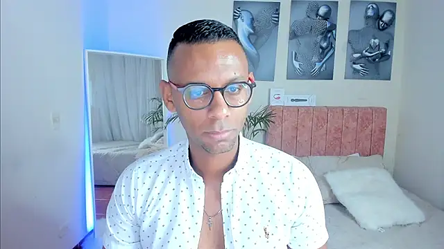 Snapshot of KingEdward_ chatting on September 13, 2025, 9:20 am KingEdward online show from September 13, 2025, 9:20 am