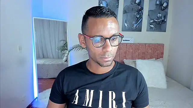 Snapshot of KingEdward_ chatting on September 23, 2025, 10:29 am KingEdward online show from September 23, 2025, 10:29 am