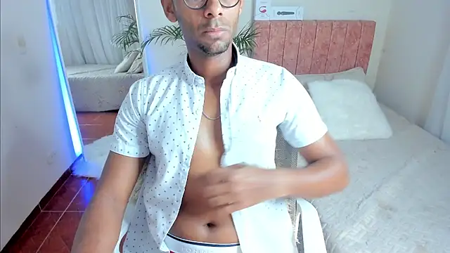 Snapshot of KingEdward_ chatting on September 24, 2025, 10:18 am KingEdward online show from September 24, 2025, 10:18 am