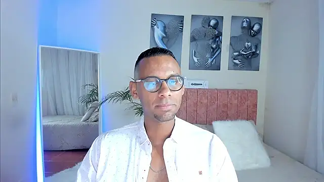 Snapshot of KingEdward_ chatting on September 26, 2025, 10:19 am KingEdward online show from September 26, 2025, 10:19 am