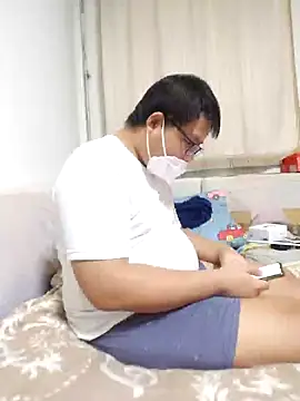  KaiXin  online show from October 14, 2025, 3:46 pm