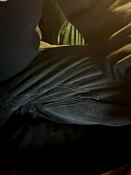 Digitalmodels online show from October 24, 2025, 11:17 am