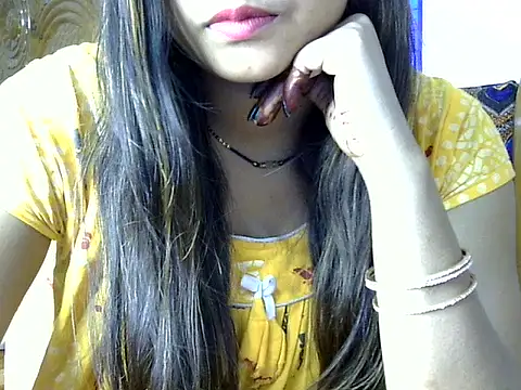 dreamgirl20262 online show from October 22, 2025, 4:57 am