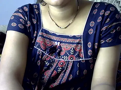 dreamgirl20262 online show from November 14, 2025, 5:00 pm