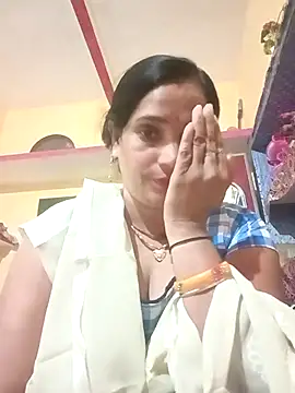 Hot-kal93 online show from November 27, 2025, 9:33 am