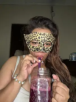 SLNatasha online show from March 8, 2026, 3:21 am