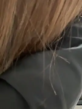 Snapshot of Risky-Flower chatting on October 24, 2025, 5:20 pm Risky-Flower online show from October 24, 2025, 5:20 pm