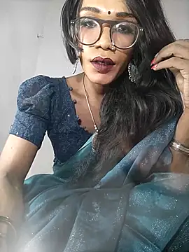 Snapshot of Winterbunny95 chatting on October 6, 2025, 7:44 pm Winterbunny95 online show from October 6, 2025, 7:44 pm