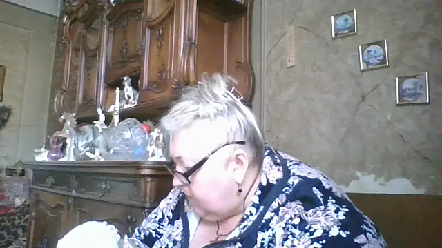 Lala-Love56 online show from July 8, 2026, 5:06 pm