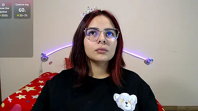 Valeryxs online show from November 9, 2025, 7:34 pm