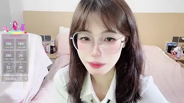 yuanbao a online show from October 7, 2025, 10:12 am