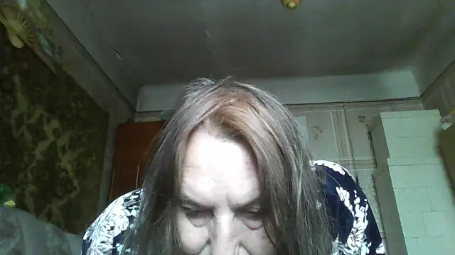 Snapshot of AnnaLive570 chatting on October 3, 2025, 10:12 am AnnaLive570 online show from October 3, 2025, 10:12 am