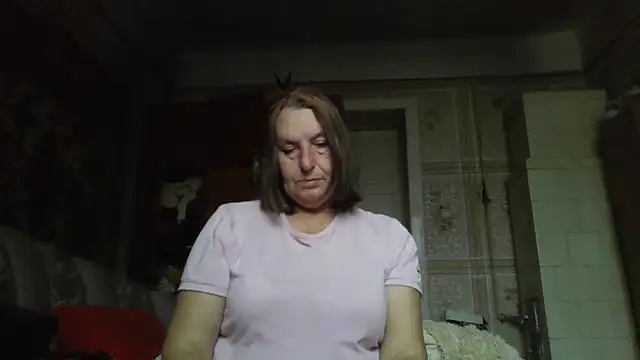 Snapshot of AnnaLive570 chatting on October 10, 2025, 12:59 pm AnnaLive570 online show from October 10, 2025, 12:59 pm