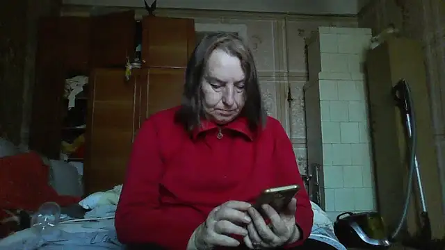 Snapshot of AnnaLive570 chatting on October 22, 2025, 8:25 am AnnaLive570 online show from October 22, 2025, 8:25 am