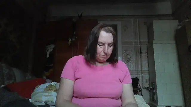 Snapshot of AnnaLive570 chatting on November 4, 2025, 10:36 am AnnaLive570 online show from November 4, 2025, 10:36 am