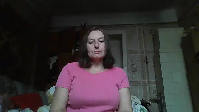 Snapshot of AnnaLive570 chatting on November 12, 2025, 9:21 am AnnaLive570 online show from November 12, 2025, 9:21 am