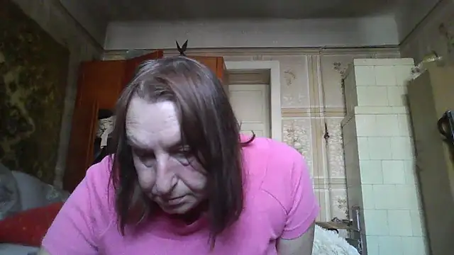 Snapshot of AnnaLive570 chatting on November 15, 2025, 11:29 am AnnaLive570 online show from November 15, 2025, 11:29 am