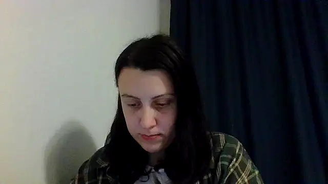 Snapshot of Nyrella chatting on November 5, 2025, 7:36 pm Nyrella online show from November 5, 2025, 7:36 pm