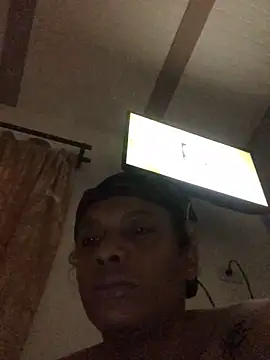 elpeluchenegroxxx3 online show from October 17, 2025, 12:14 am