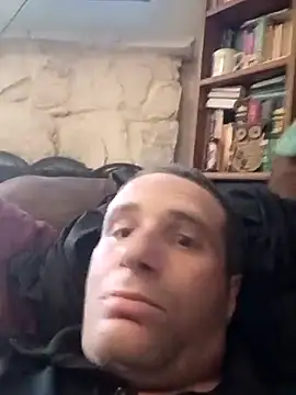 Snapshot of Gain2in1 chatting on November 15, 2025, 4:03 pm Gain2in1 online show from November 15, 2025, 4:03 pm