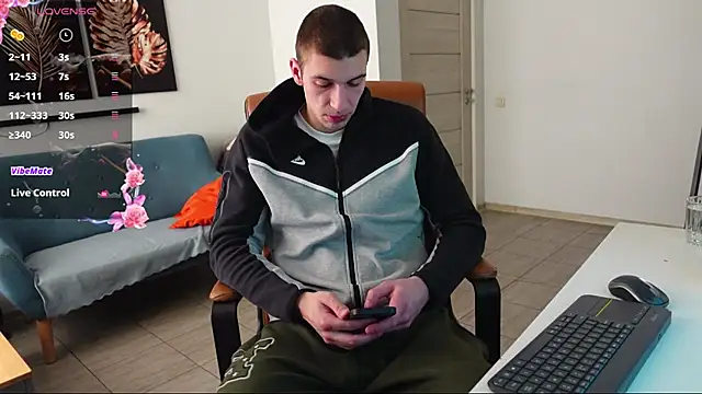 Ryan Dozer online show from April 11, 2026, 5:45 am