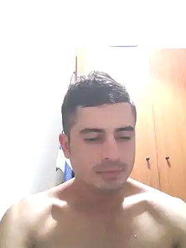 Snapshot of Andr3s69xxx chatting on September 11, 2025, 5:57 pm Andr3s69xxx online show from September 11, 2025, 5:57 pm