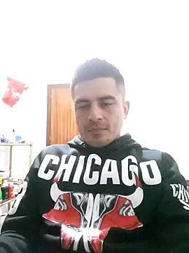 Snapshot of Andr3s69xxx chatting on January 15, 2026, 9:51 pm Andr3s69xxx online show from January 15, 2026, 9:51 pm