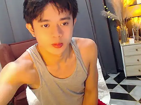 NautyBoyBrazeen 143 online show from April 9, 2026, 5:51 pm