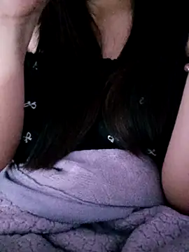 Snapshot of Miu-u chatting on September 12, 2025, 5:13 pm Miu-u online show from September 12, 2025, 5:13 pm