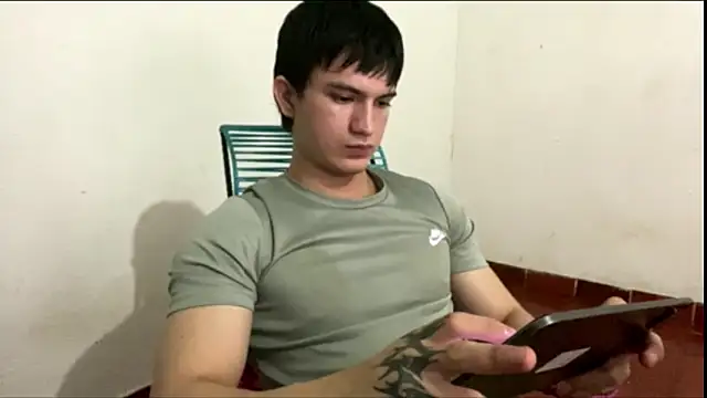 ErickWalton online show from September 30, 2025, 5:12 am