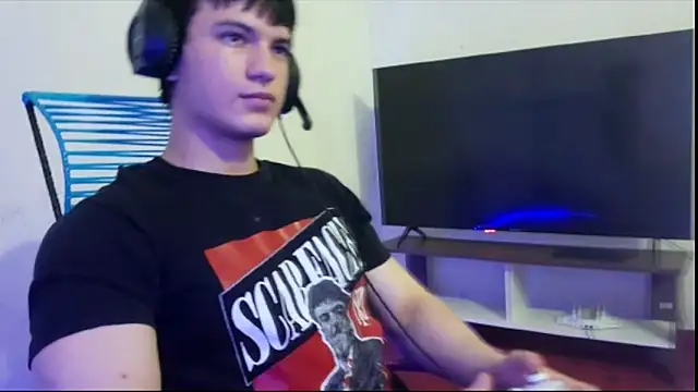 ErickWalton online show from November 14, 2025, 5:39 am