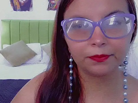 Amber Rouge  online show from October 27, 2025, 12:09 pm