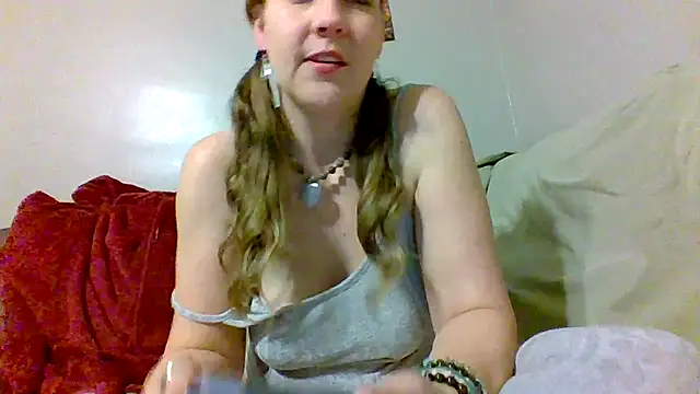 Snapshot of chickandherdick chatting on October 23, 2025, 5:07 am chickandherdick online show from October 23, 2025, 5:07 am