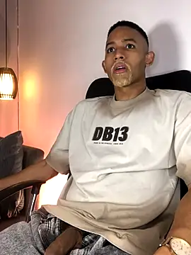 B Wild online show from October 11, 2025, 4:01 am