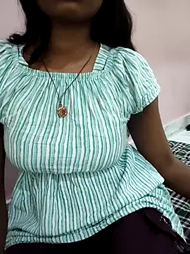 Snapshot of Latika_Verma chatting on September 11, 2025, 6:13 am Latika Verma online show from September 11, 2025, 6:13 am