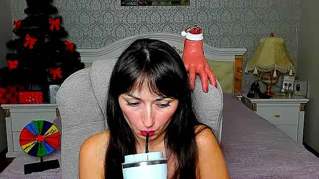 OmniaSher online show from December 18, 2025, 10:21 am