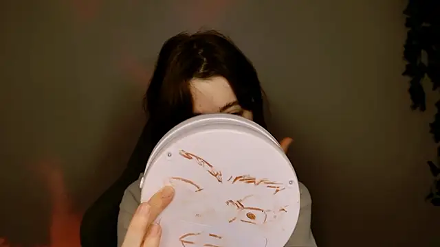 Yoka paradoXXX online show from October 16, 2025, 5:19 am