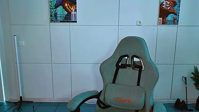 Yoka paradoXXX online show from March 23, 2026, 9:13 am