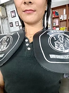 Yumyum kiw online show from September 29, 2025, 5:56 am