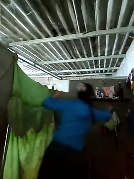 Snapshot of Yumyum_kiw chatting on December 15, 2025, 12:20 pm Yumyum kiw online show from December 15, 2025, 12:20 pm