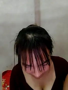 Snapshot of Yumyum_kiw chatting on December 16, 2025, 12:26 am Yumyum kiw online show from December 16, 2025, 12:26 am