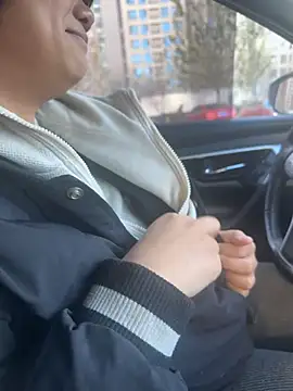 Fengbaby-555 online show from December 2, 2025, 2:50 am