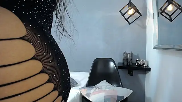 Luciana Graay online show from October 11, 2025, 2:04 pm