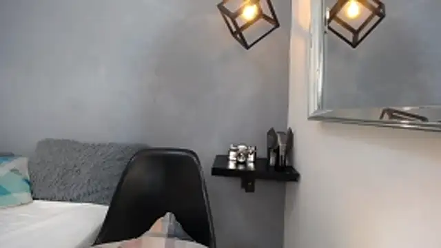 Luciana Graay online show from November 3, 2025, 1:12 pm