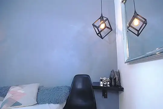 Luciana Graay online show from November 11, 2025, 1:33 pm