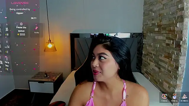 Snapshot of LENI_BRUSS3 chatting on September 24, 2025, 3:54 am LENI BRUSS3 online show from September 24, 2025, 3:54 am