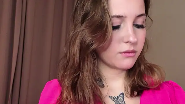 LoveSeekins online show from March 3, 2026, 7:09 pm